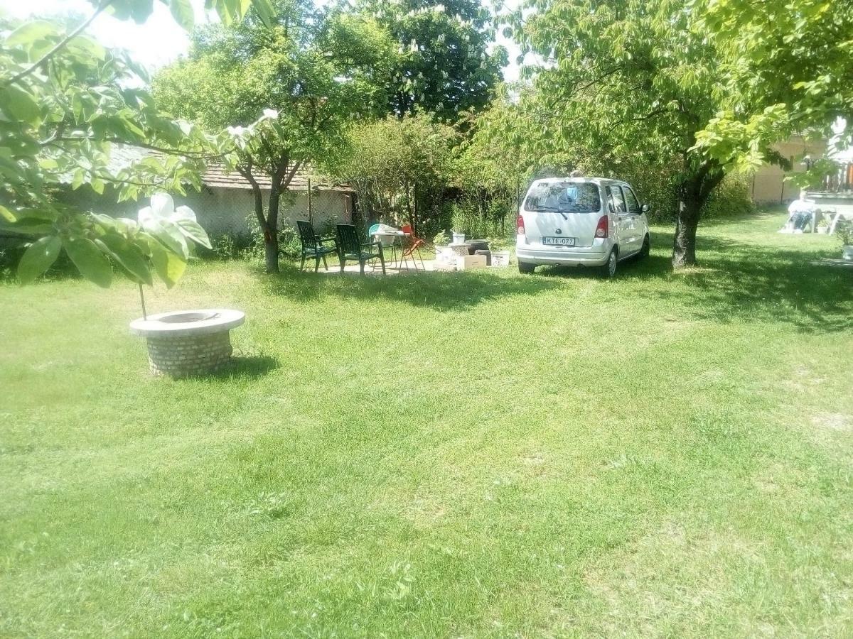 Anna Vendeghaz Hotel Balatonakali Ngoại thất bức ảnh